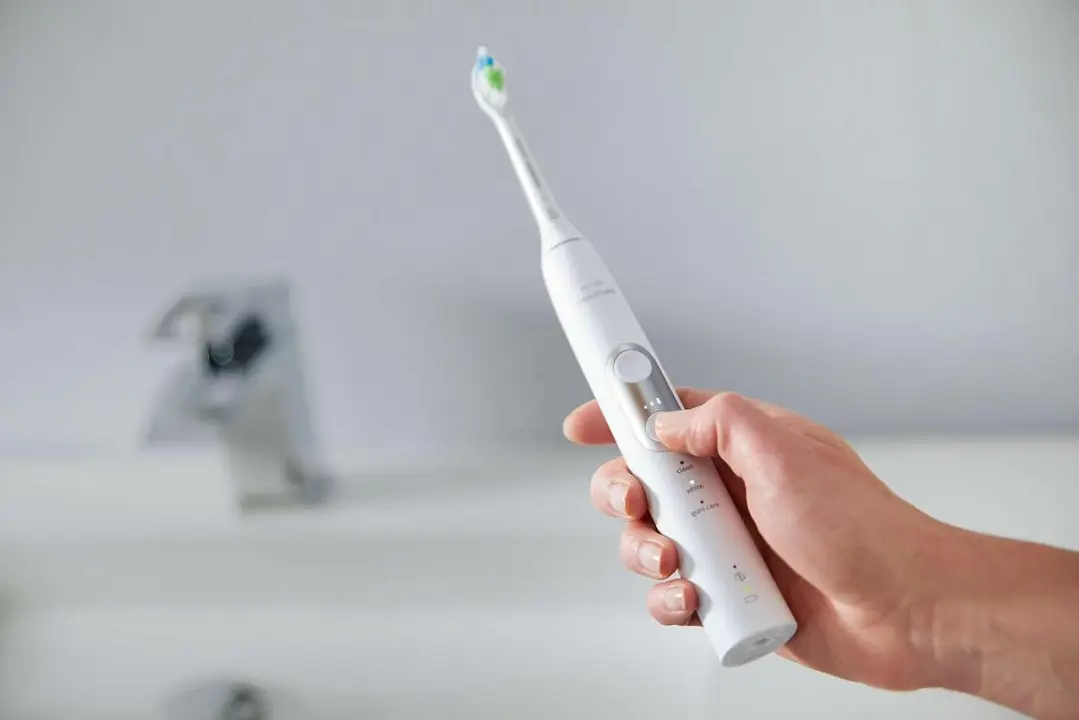 Лучшие электрические зубные щётки: сравнение моделей от Oral-B, Philips, Xiaomi и других